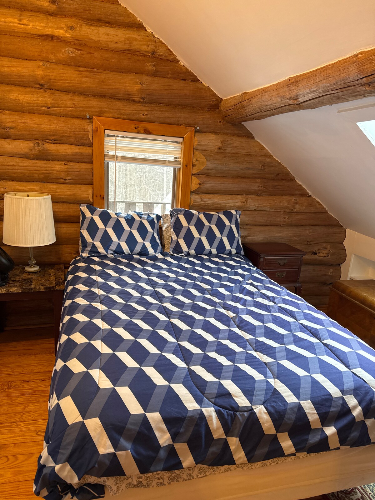 საძინებელი 1