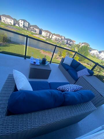 Waterfront views and tranquil neighborhood. gallery image 4