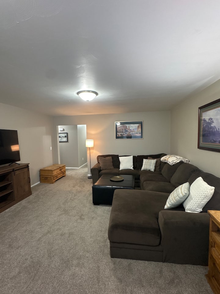 Alamosa Home, Walk To Adams State, Sand Dunes - Alamosa, CO