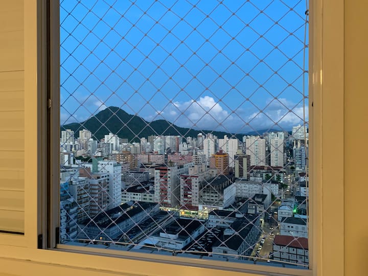 看起来像一幅画，但这是您房间的景观 