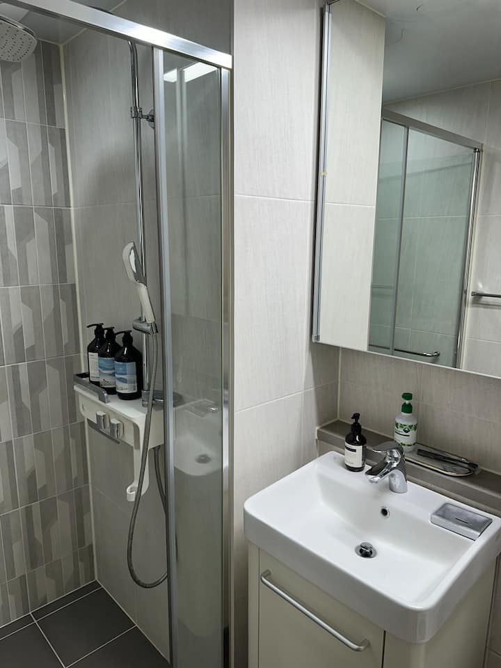 [Open event 1 o'clock check-out] # Gwangalli Beach # Gwangalli # Ocean view # Beach 1 second away
