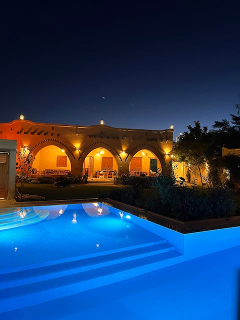 Sunrise - Elegant Lake View Villa - Tunis village