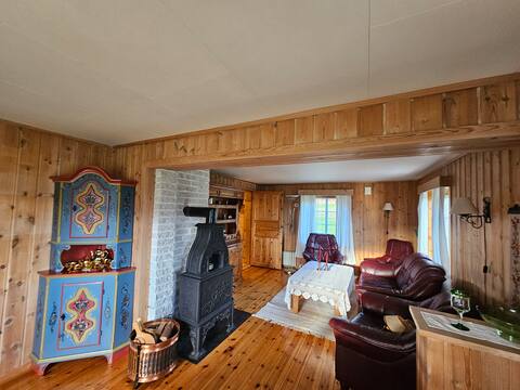 Top performing Airbnb: The little red living room. in Nord Fron