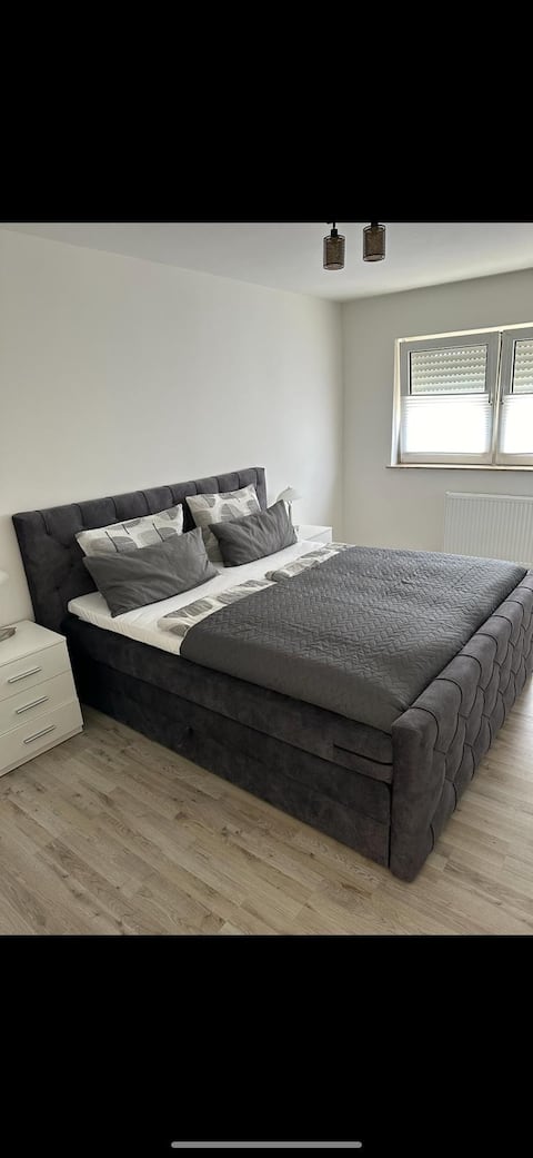 Modern apartment 10 minutes to Aachen
Newly furnished