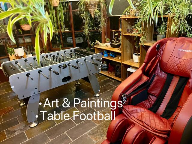 Two-Level Family Apt · Beach Nearby · 15min to CBD gallery image 3