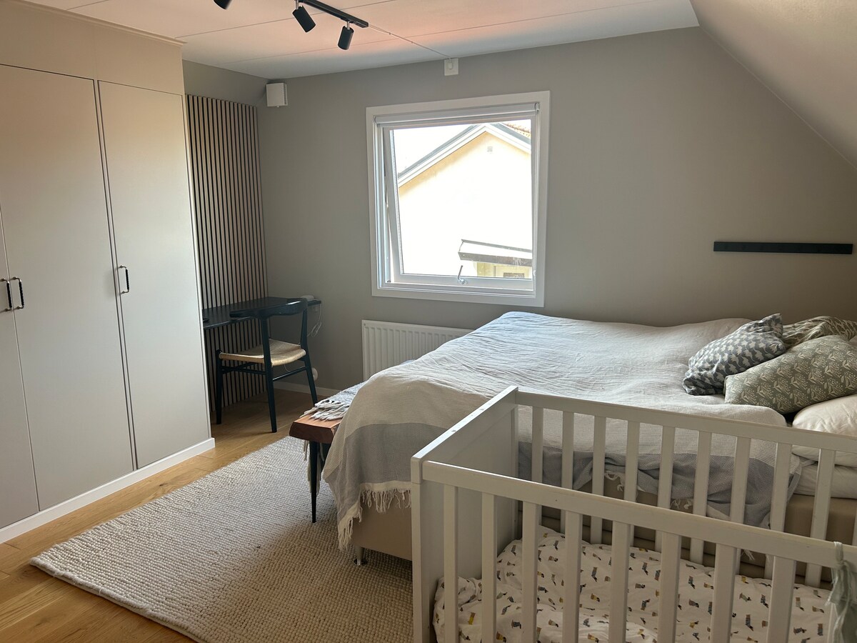 საძინებელი 1