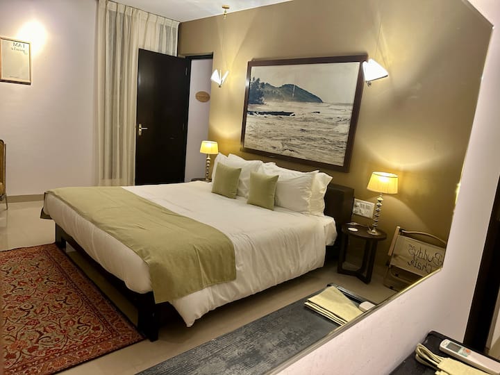 Bedroom 1 image 1