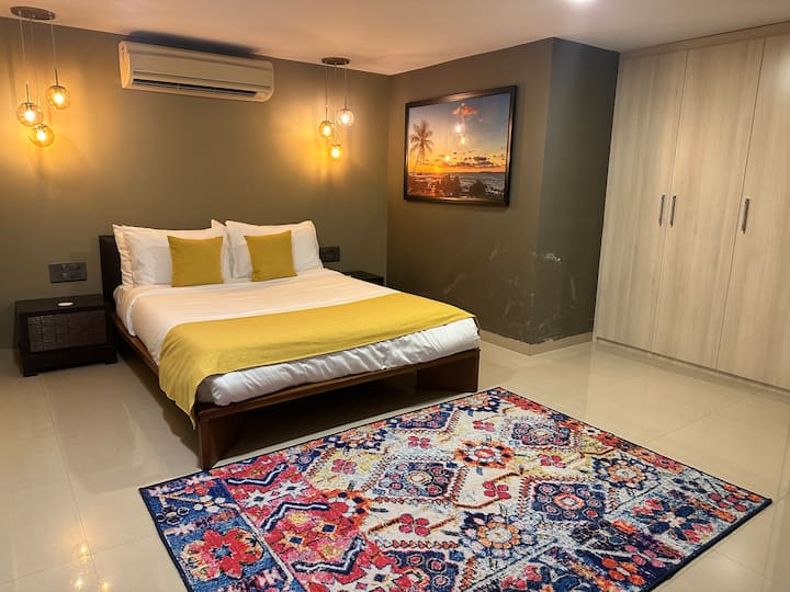 Bedroom 1 image 2