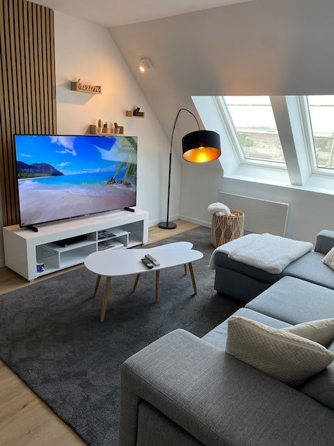 Top performing Airbnb: Apartment - Cambrai in Cambrai
