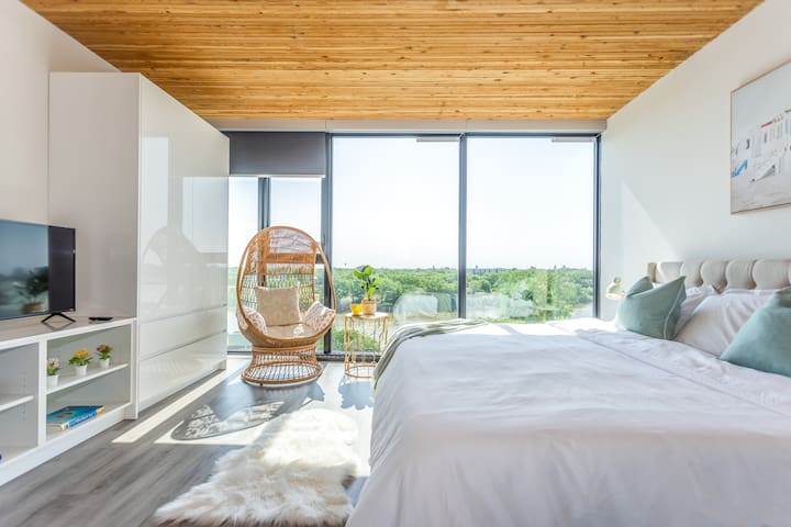 River Penthouse private rooftop!