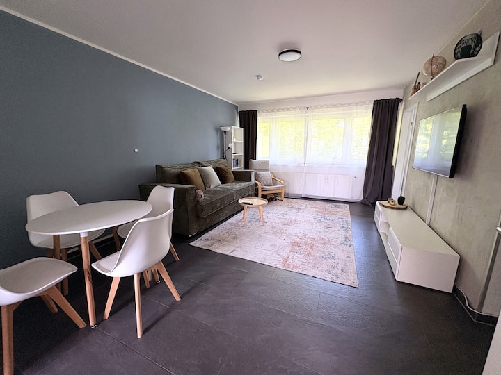 Modernes Apartment | 4 Schlafplätze, Parkplatz - Monheim am Rhein