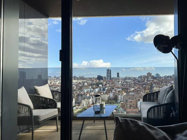 Luxury Apartment Madrid gallery image 2