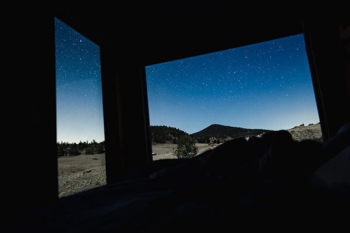 The Nook - Shipping Container w/ Hot Tub & Sauna - Shipping