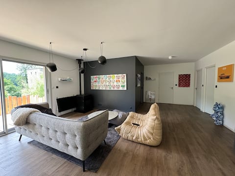 New 3 bedroom house with view