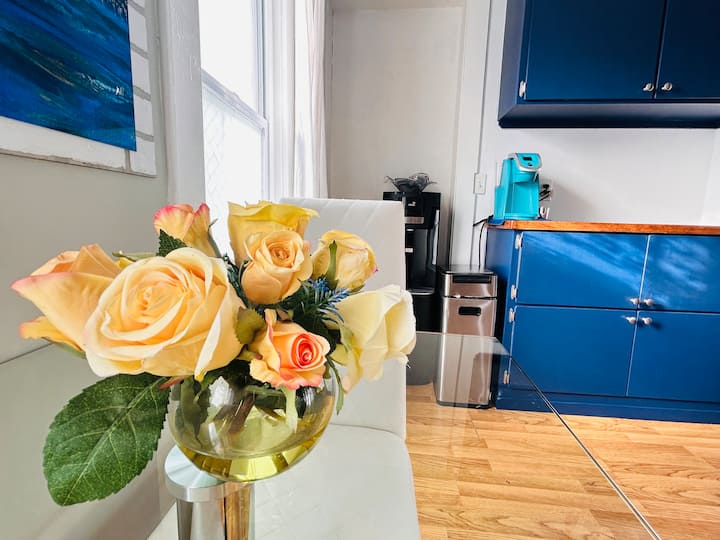 5 Mins To Downtown – Studio - Grand Rapids, MI
