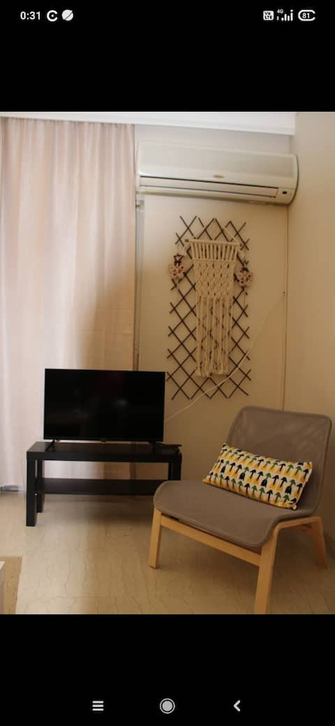 Popular Airbnb listing: Modern and comfy Apartment in Zografou, Athens in Δήμος Ζωγράφου