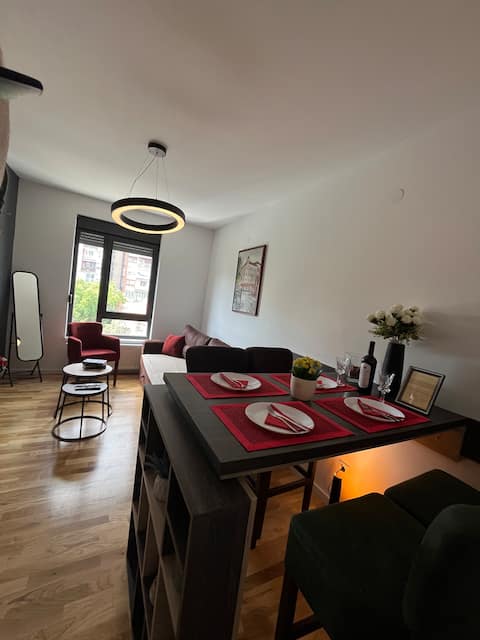 Lux apart 12 center free parking