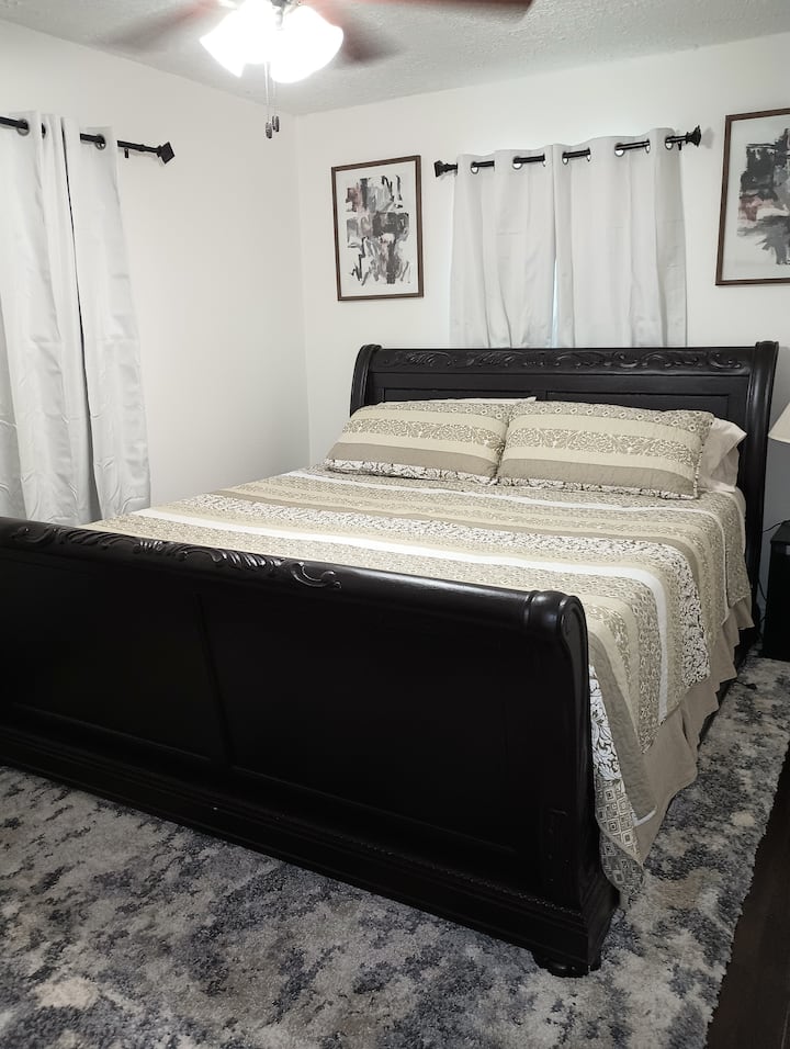 საძინებელი 1