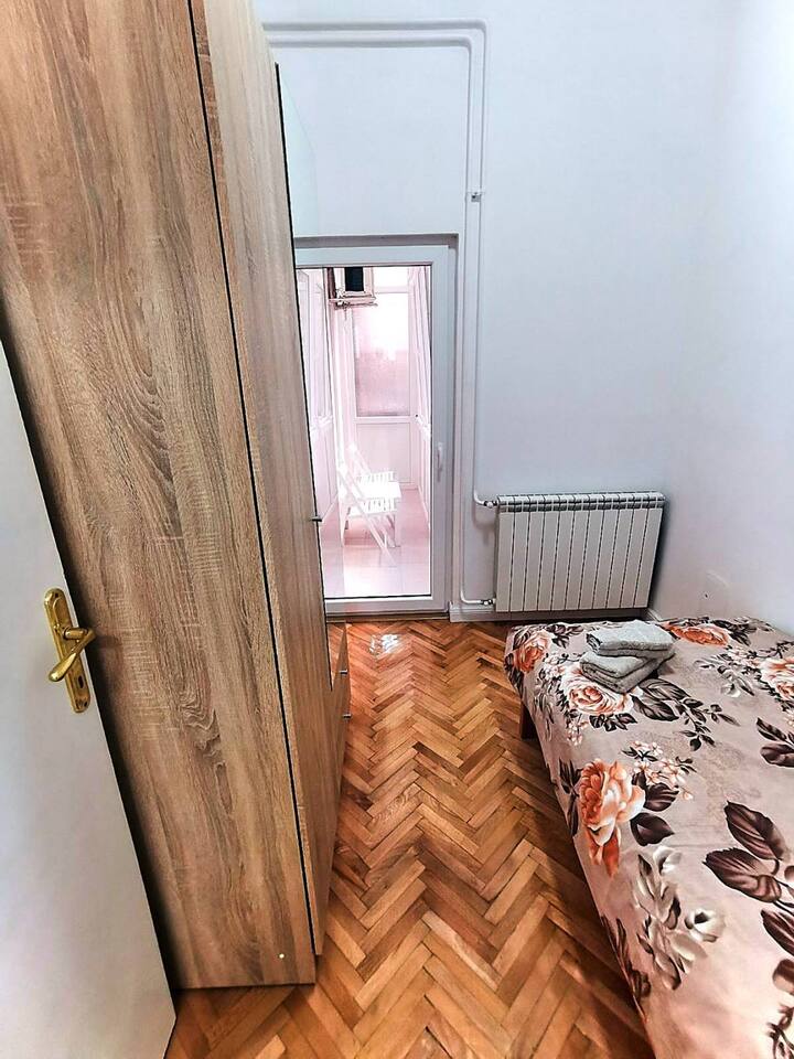 Спалня 2