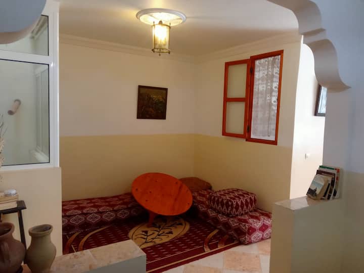 Proche Centre-ville Commerces. - Sidi Ifni