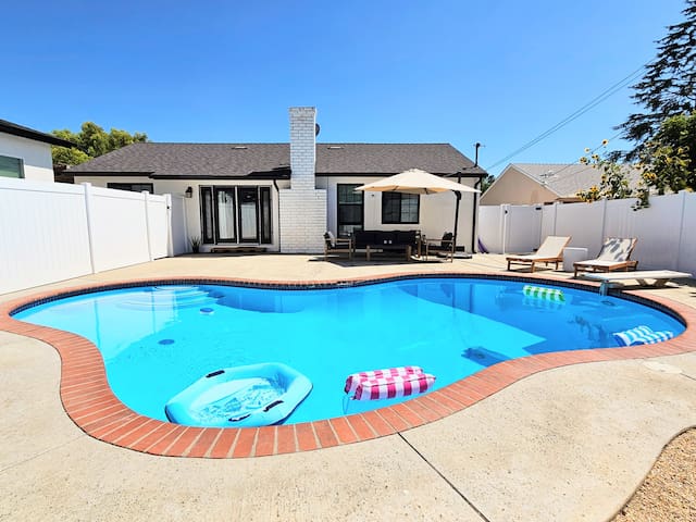Luxurious Pool House in Glendora/LA