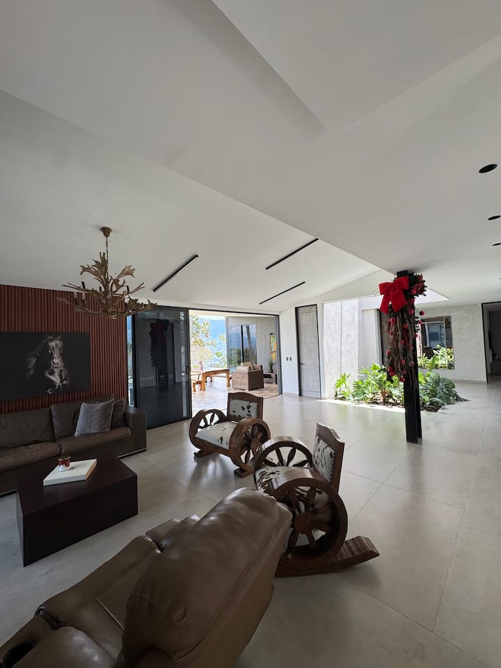 Moderna Y Lujosa Casa Finca - Copacabana