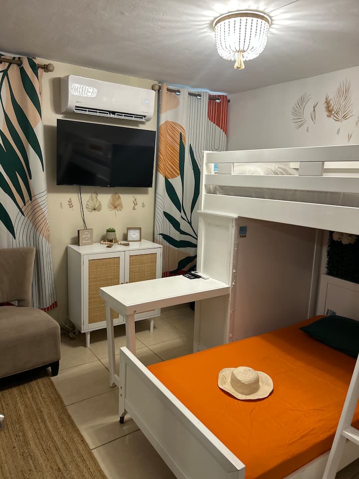 მე-2 საძინებელს სძინავს 2.