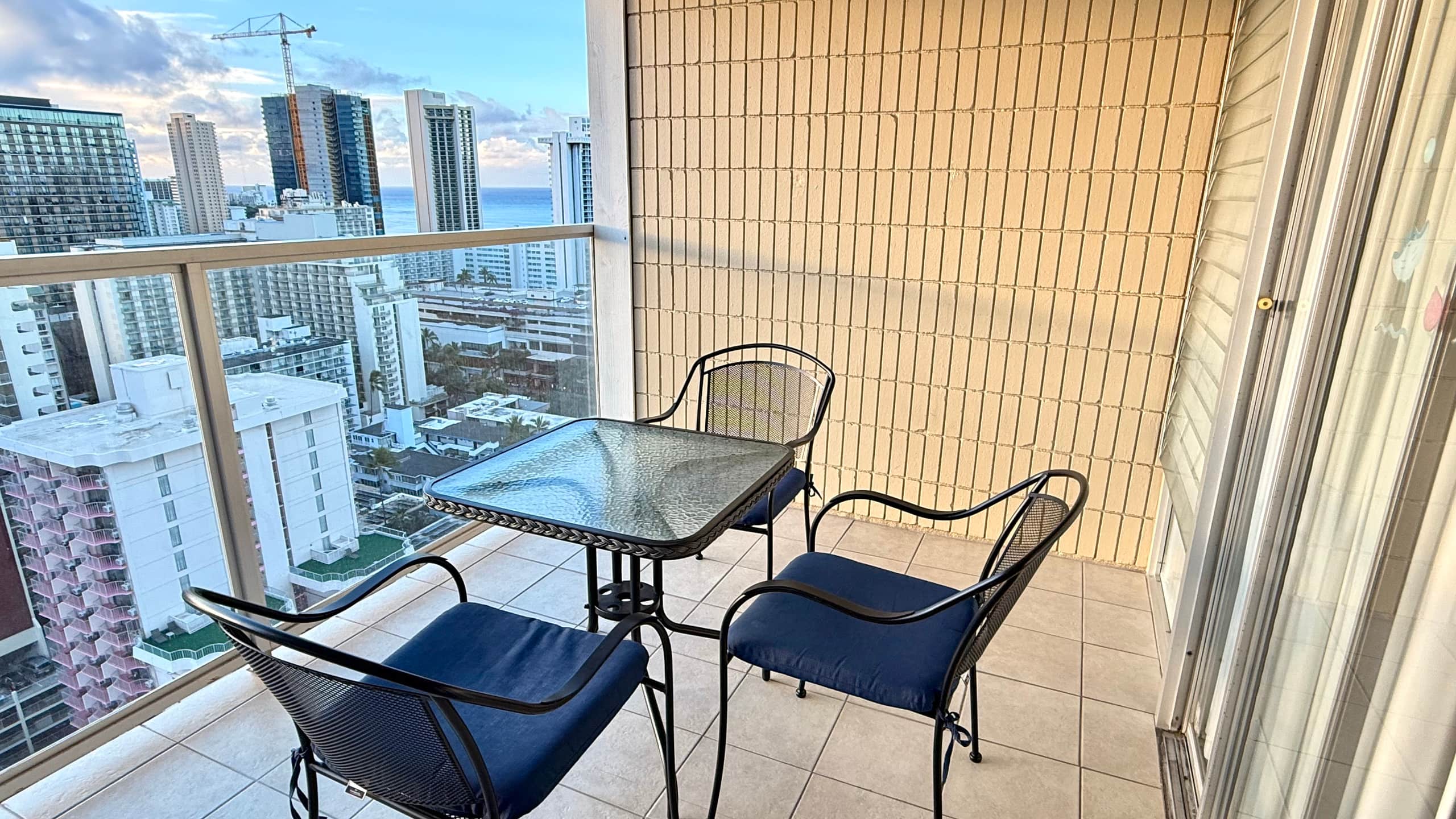 Amazing Views Waikiki 28FL 1BR Family/Group Condo - Image 23