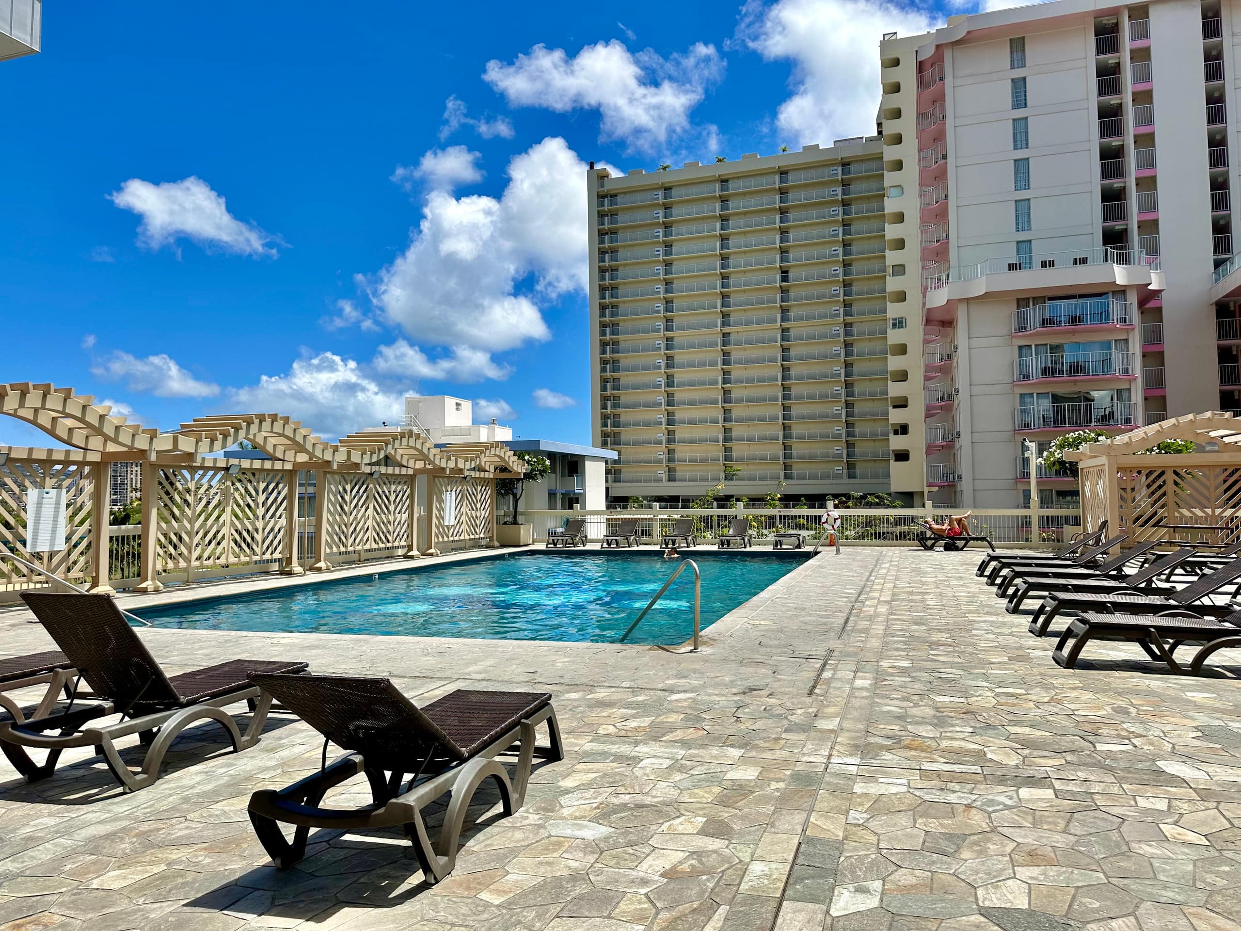Amazing Views Waikiki 28FL 1BR Family/Group Condo - Image 38