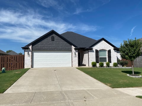 Central NWA-Games, Concerts, Nature and More