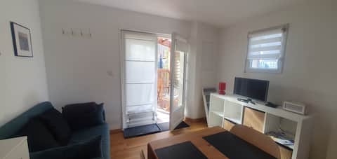 Propriété Airbnb réussie: Studio apartment with terrace and mountain views à Le Bourg D'oisans