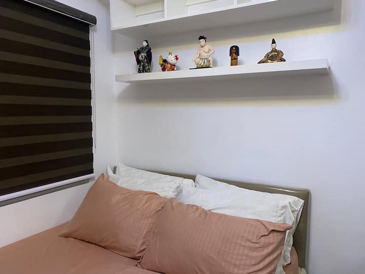 relax and unwind
1BR condo unit for rent