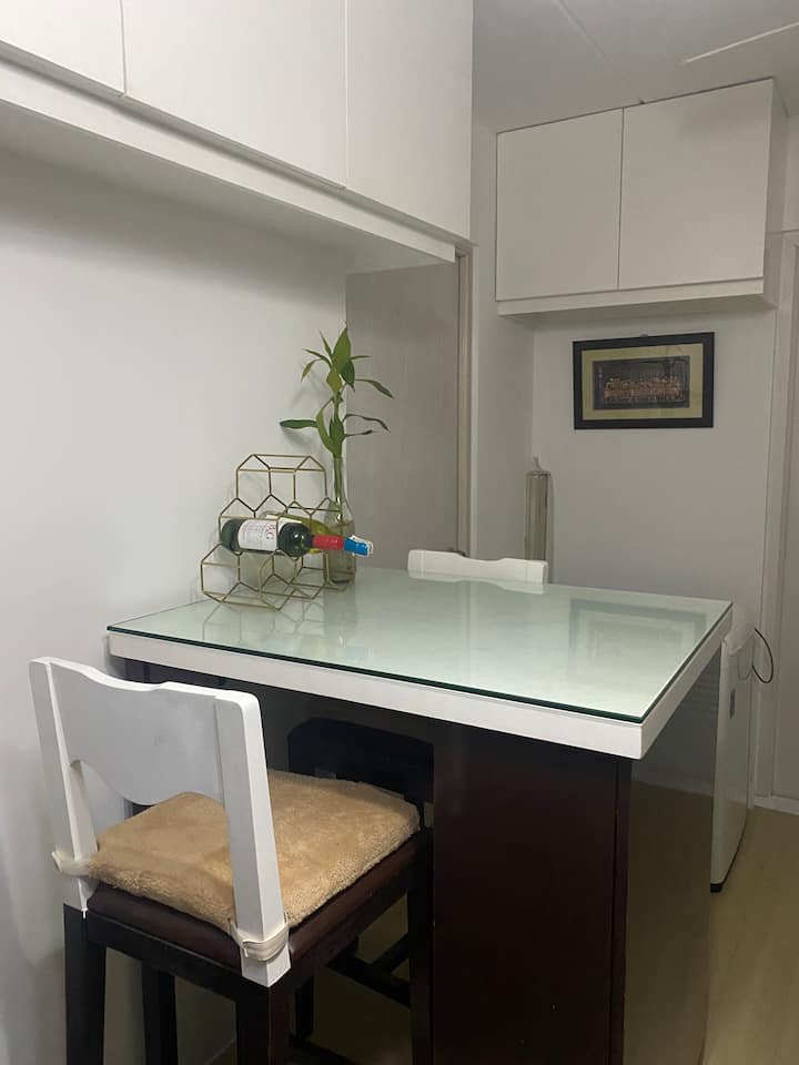 relax and unwind
1BR condo unit for rent