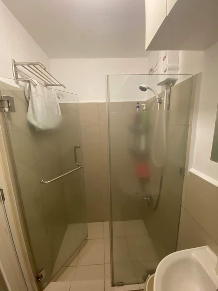 relax and unwind
1BR condo unit for rent