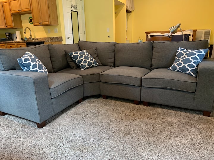 Studio Guest House - Kansas City, MO