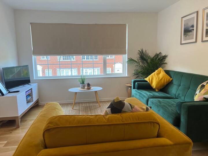 Holywood Halt, Modern 2 Bedroom Apartment - Belfast