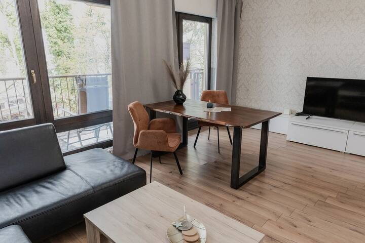 Helles 2-zimmer Apartment -Wlan Balkon Parkplatz - Wiesbaden