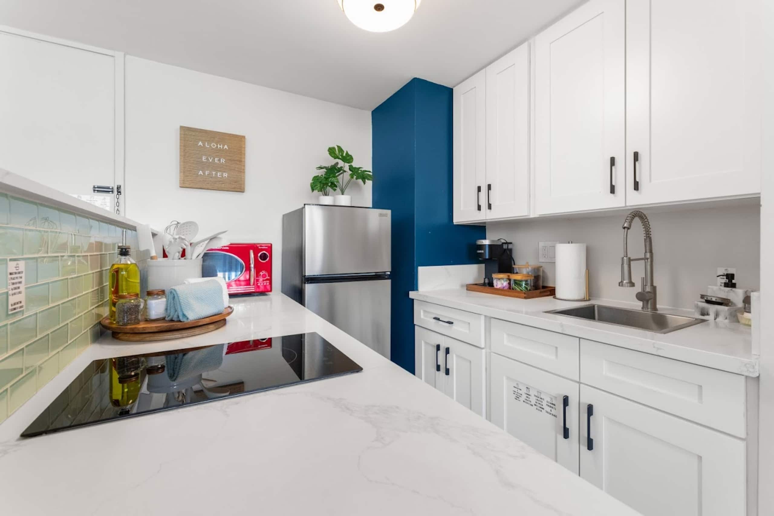 24F-Beautiful Family | Group 1-BR Condo - Waikiki! - Image 15
