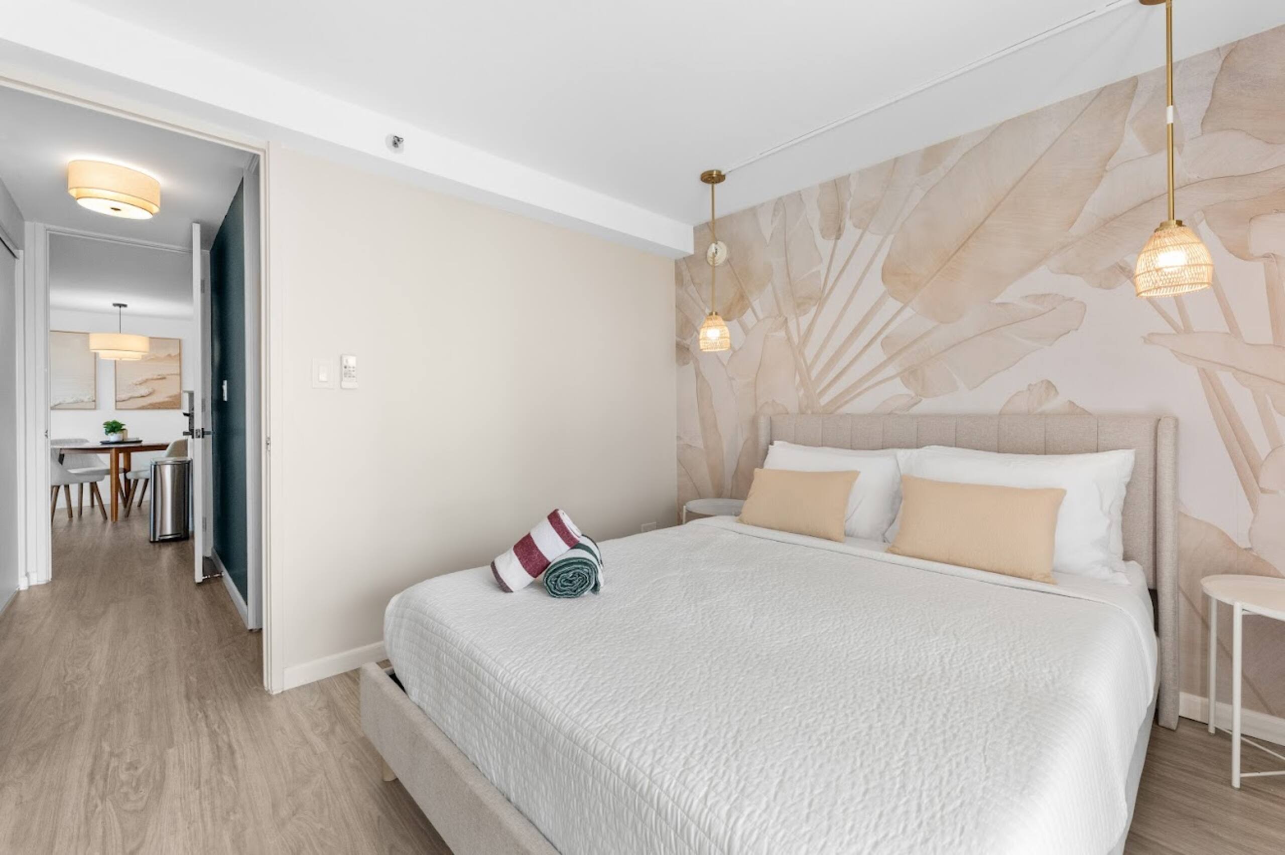 24F-Beautiful Family | Group 1-BR Condo - Waikiki! - Image 33