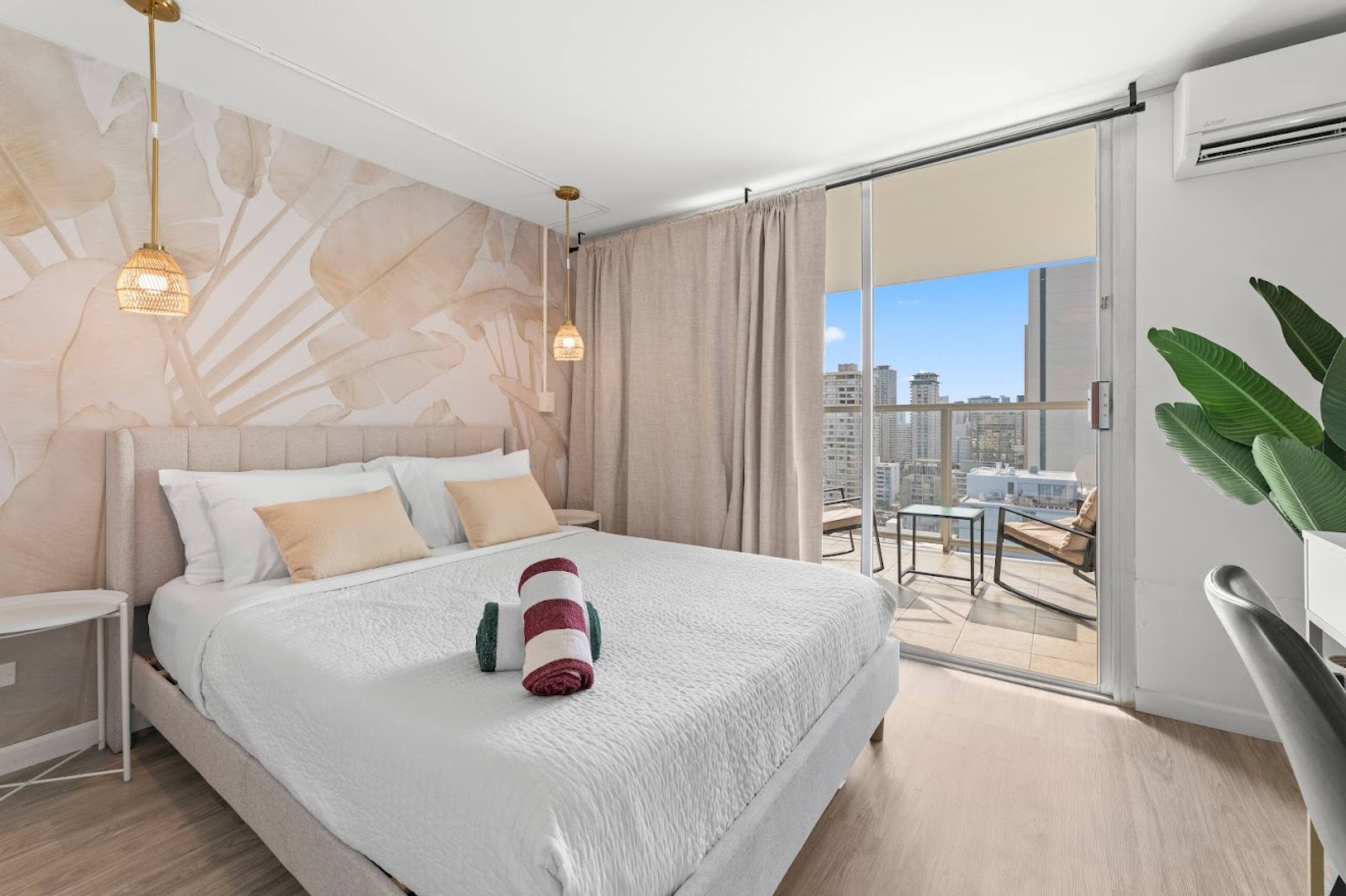 24F-Beautiful Family | Group 1-BR Condo - Waikiki! - Image 30