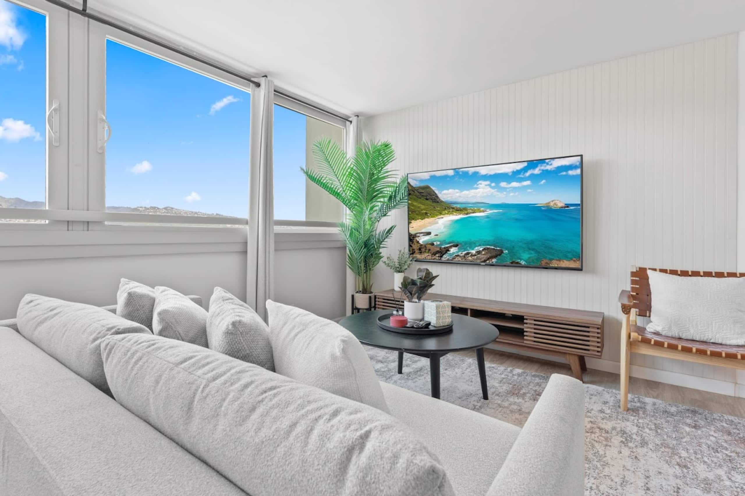 24F-Beautiful Family | Group 1-BR Condo - Waikiki! - Image 10