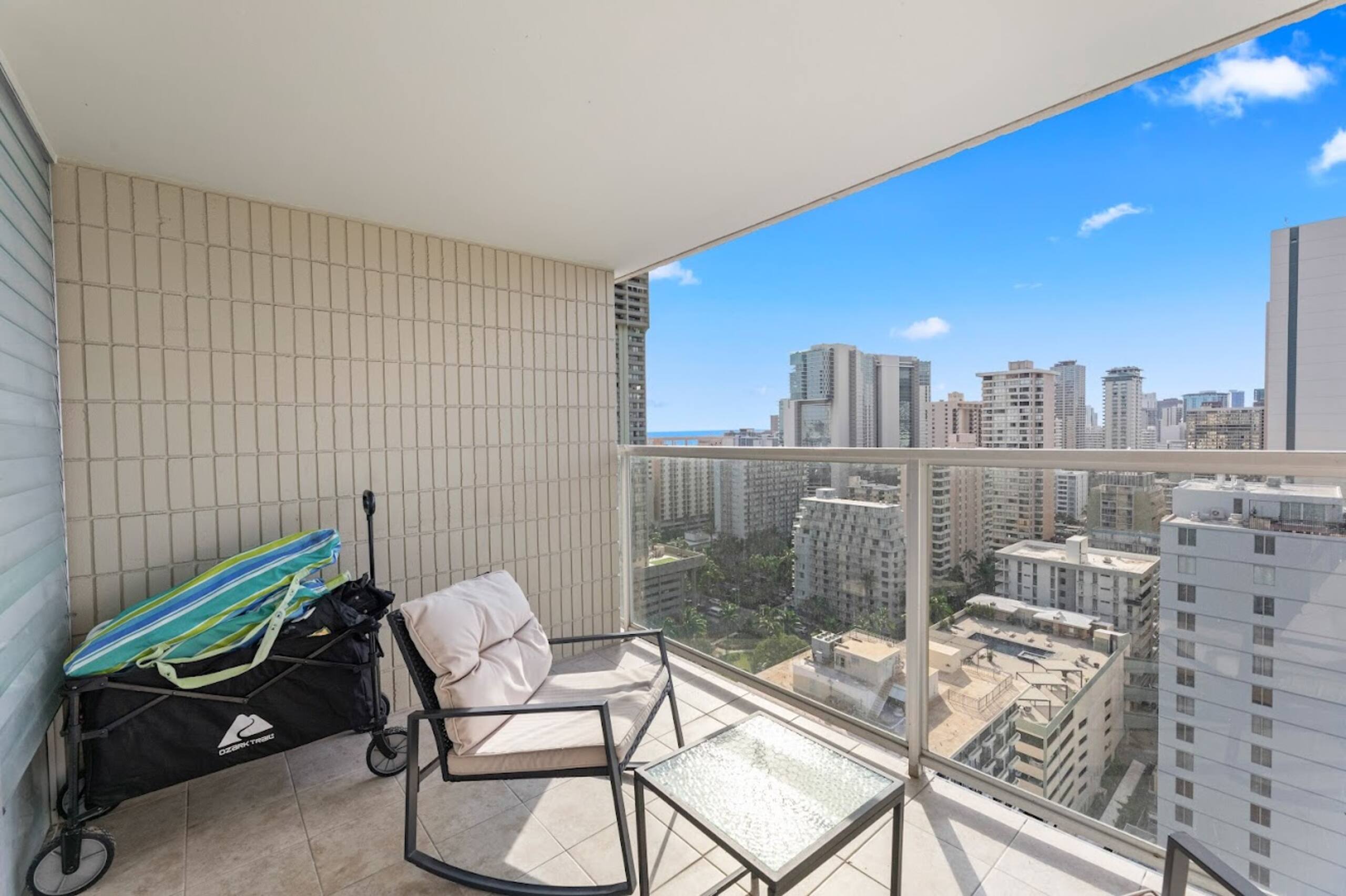 24F-Beautiful Family | Group 1-BR Condo - Waikiki! - Image 40