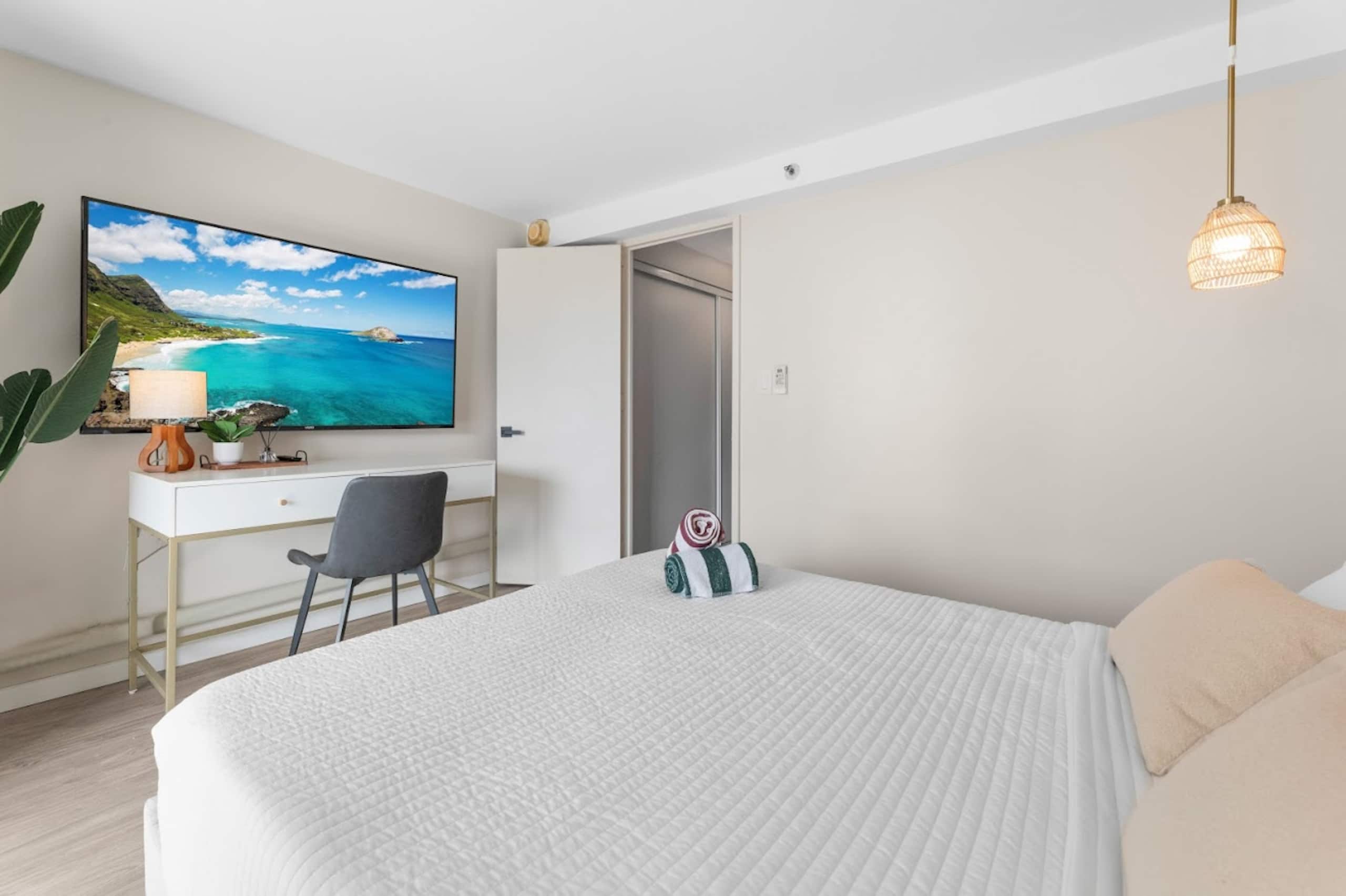 24F-Beautiful Family | Group 1-BR Condo - Waikiki! - Image 31