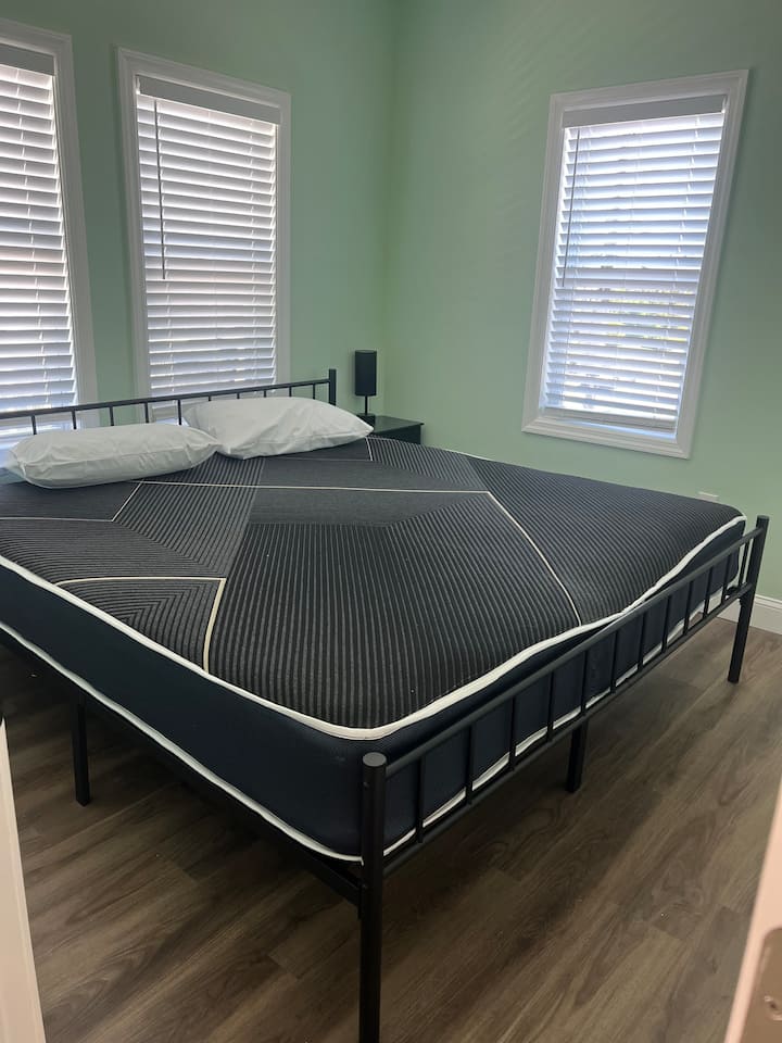 Суперголяма спалня 