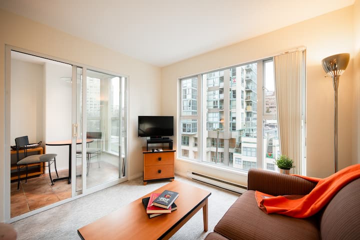 Yaletown Fully Furnished Studio At English Bay - Vancouver