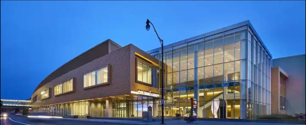 Trendy Luxury-2BR-Location-5 Star-Clean-Spacious gallery image 5