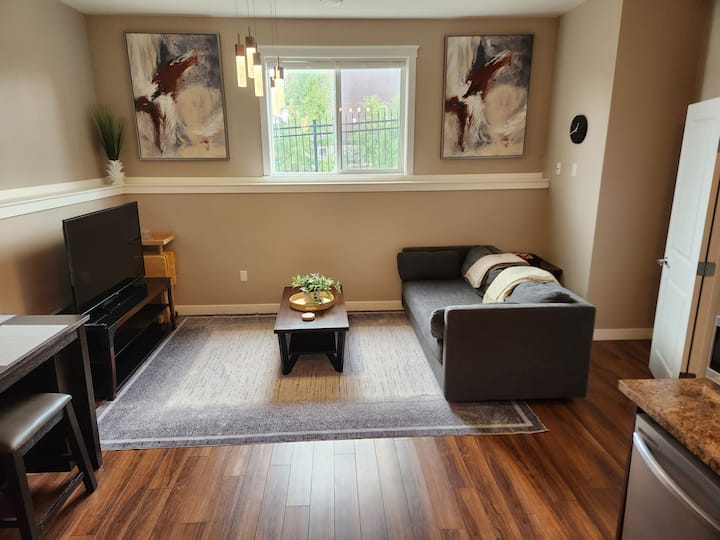 The Westgate Lower Loft - Grande Prairie