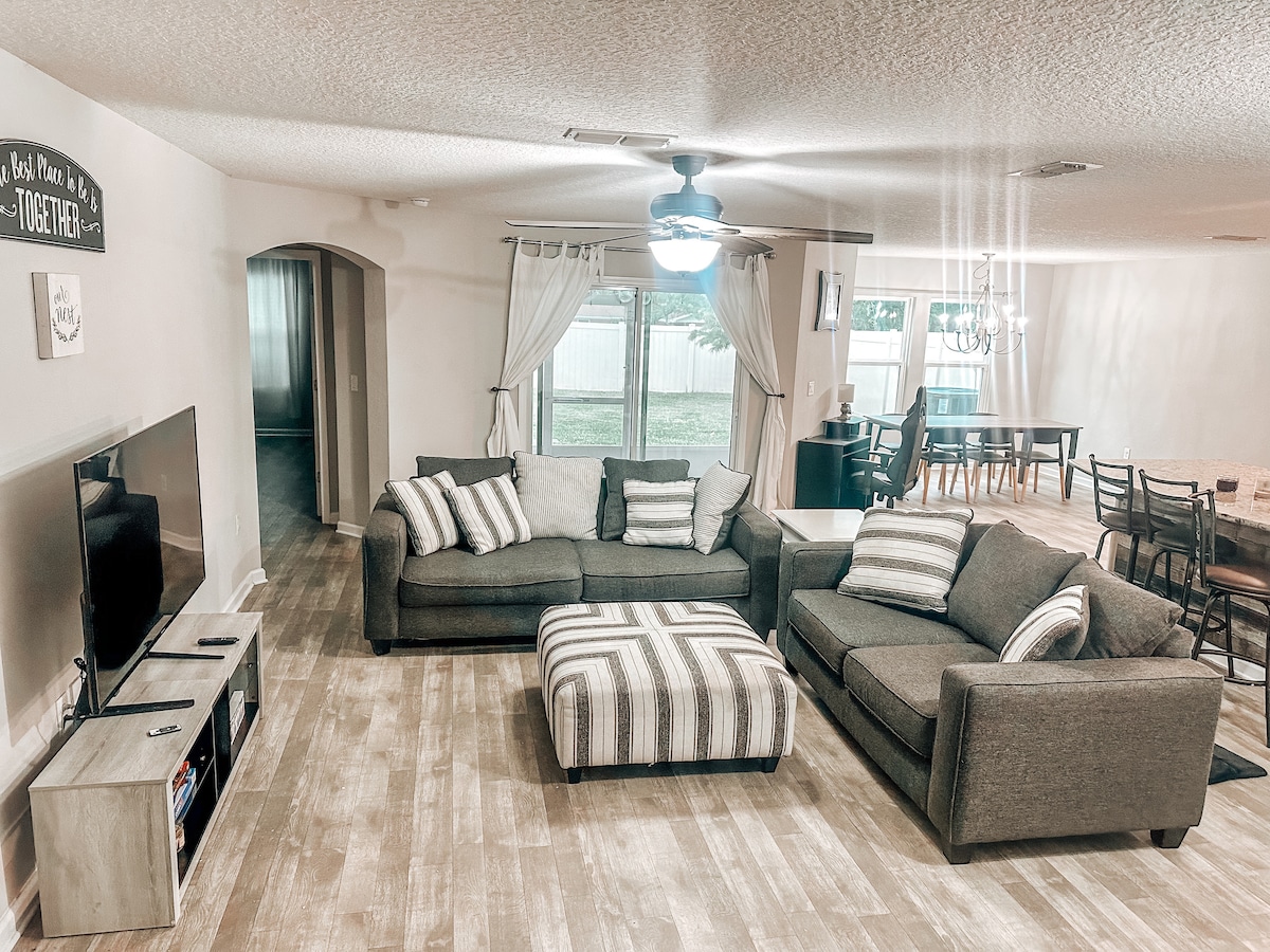 غرفة المعيشة