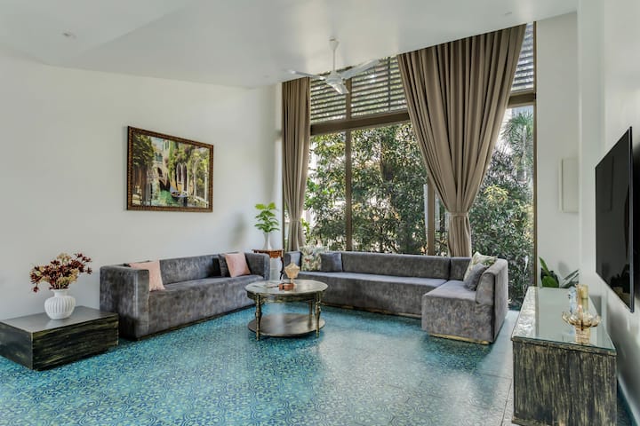 Living room image 11