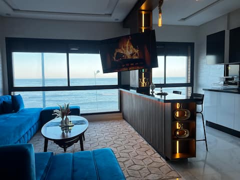 Host Dream – Panoramic Sea Glow